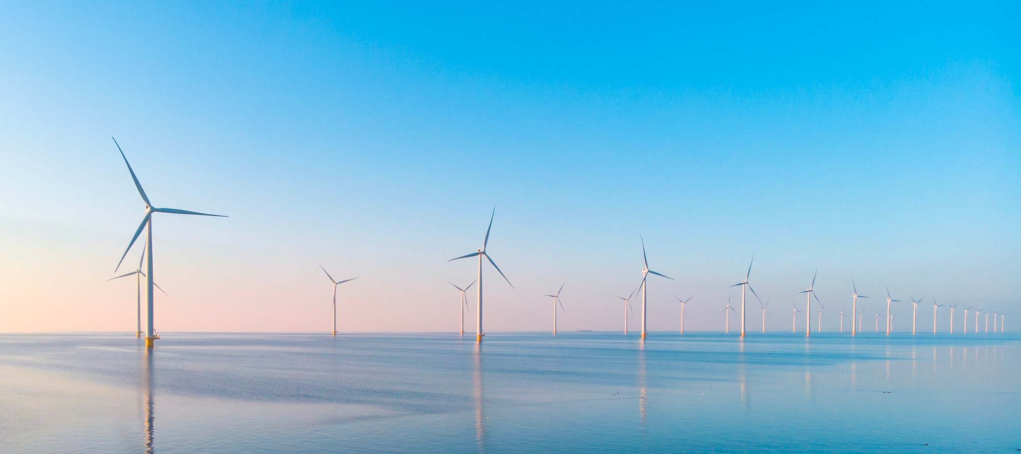 Plenitude, énergie, électricité, autoconsommation, éolienne ou panneau solaire