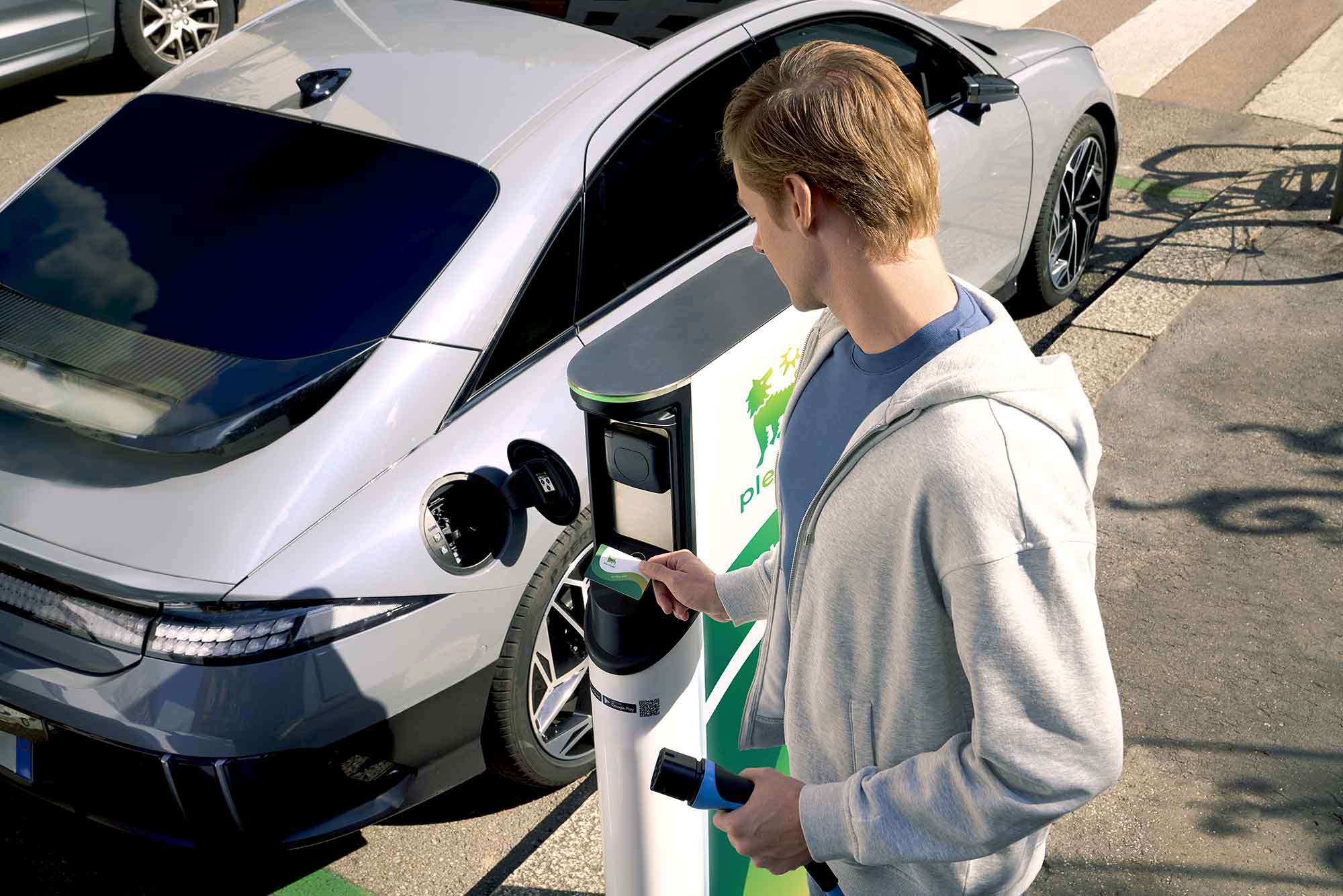 Plenitude, énergie, électricité, bilan carbone voiture électrique vs essence